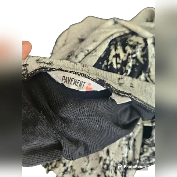 Pavement | Black & White Paint splash Style Dress W Long sleeves | Size 14 - Picture 5 of 5